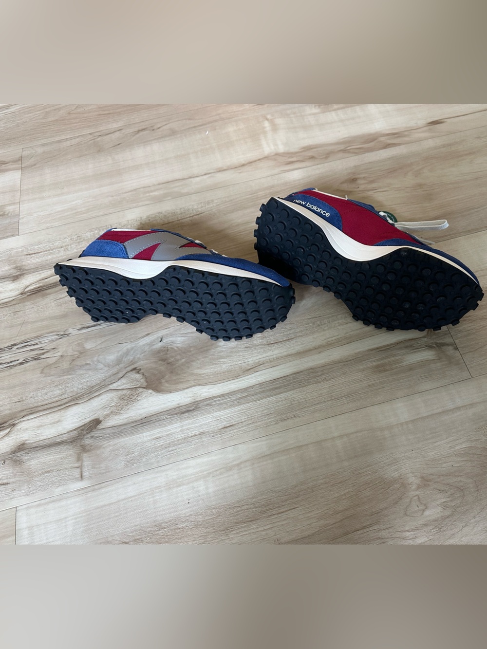New Balance Blue and Red Retro-Style Sneakers - Picture 2 of 2